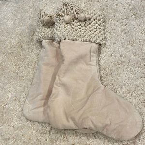 Set of 2 cream/beige stockings!